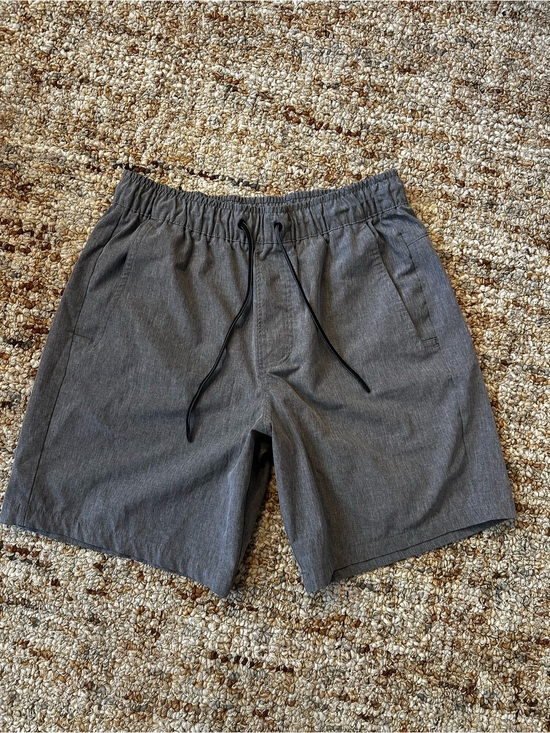 Eddie Bauer Other - Eddie Bauer Men's Gray Elastic Waist Shorts